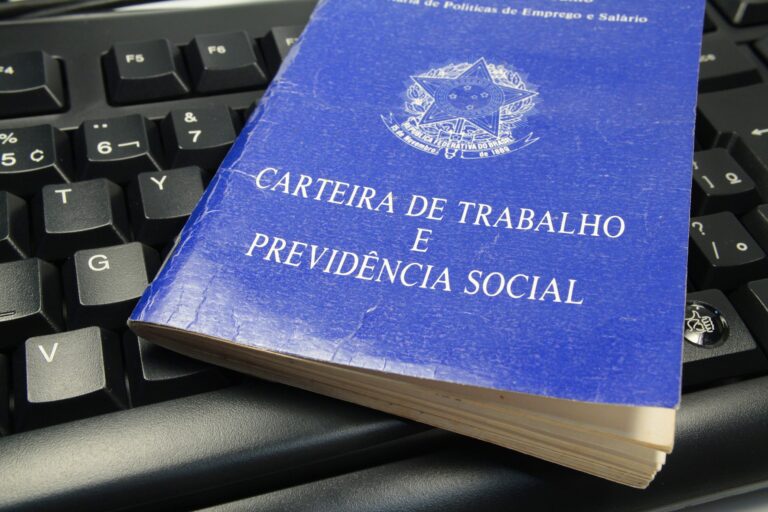 Quanto vou receber de rescisão? Guia completo para calcular corretamente em 2026
